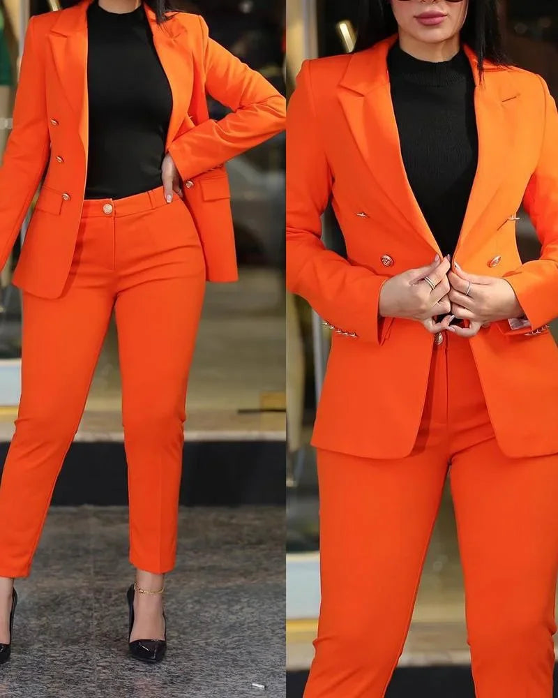Corporate Chic - Elegant Double-Breasted Blazer Suit