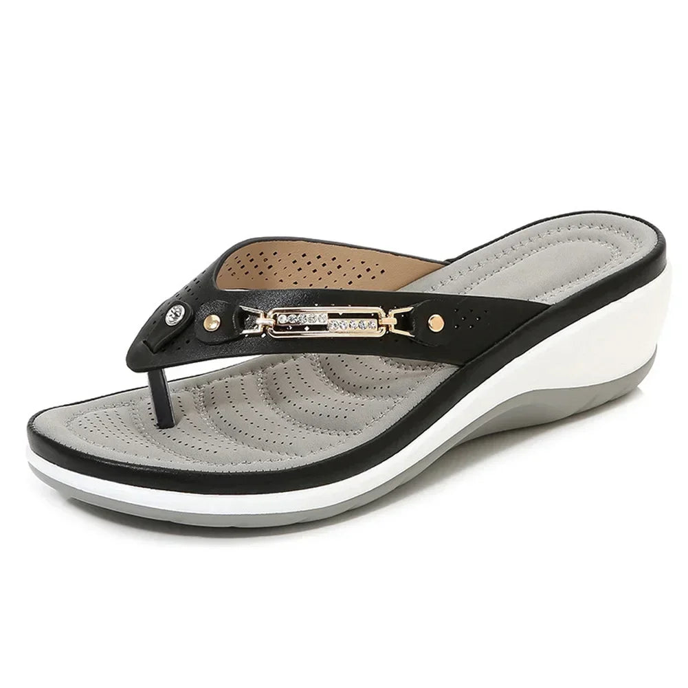 Flip Flops Women New Spring Summer Comfortable Slippers Slide Love Decoration Non Slip Holiday Beach Shoes Casual Female Sandals