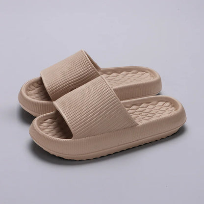 2025 New Summer Womens Soft Sole Cloud Slippers Eva Thick Platform Non Slip Flip Flops For Beach Bathroom