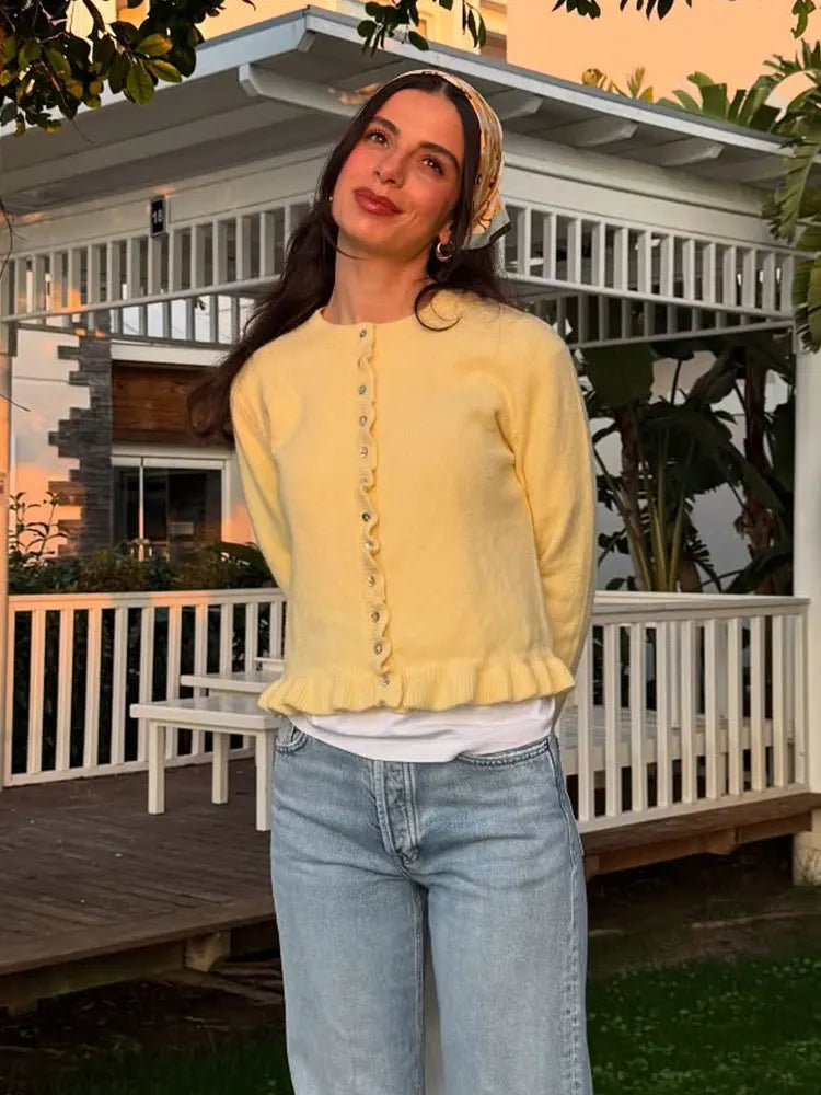 Pure Comfort: The Versatile Long-Line Cotton Cardigan