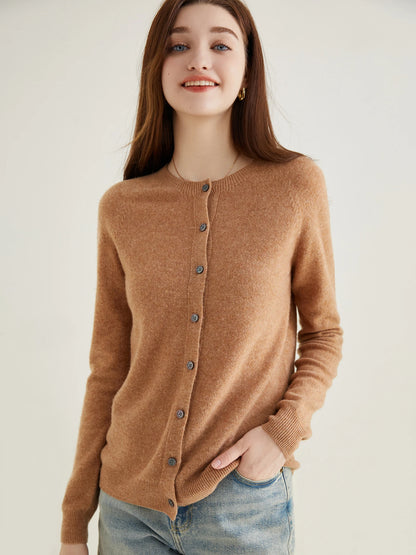 100% Merino Wool Knit Cardigan for Women – Timeless Vintage Style