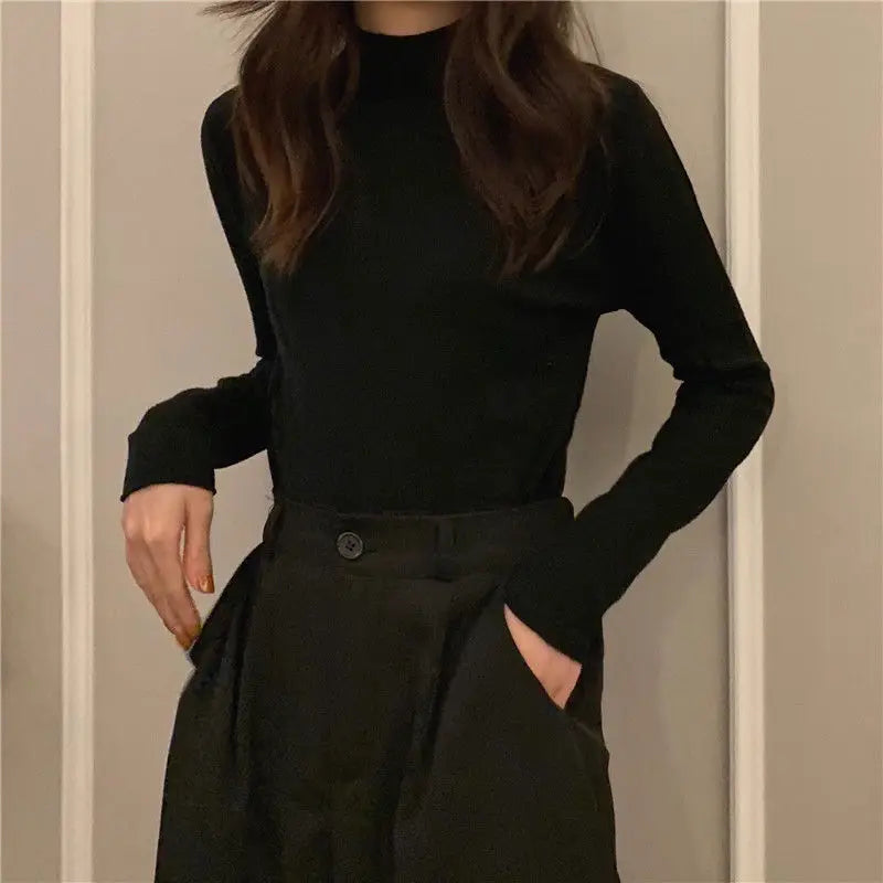 2025 Womens Turtleneck Pullover Black White Striped Sweater Elegant Knit Top For Autumn Winter Outerwear