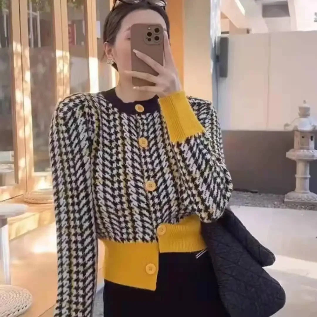 Vintage Side Pockets Batwing Sleeve Womens Knitted Cardigan