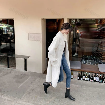 Elegant Zipper Closure Women Suede Boots