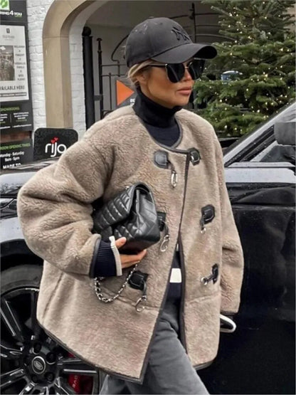 Autumn & Winter Oversized Teddy Bear Coat for Women – Thick Fleece Faux Fur Jacket, Warm Long Sleeve Winter Outerwear