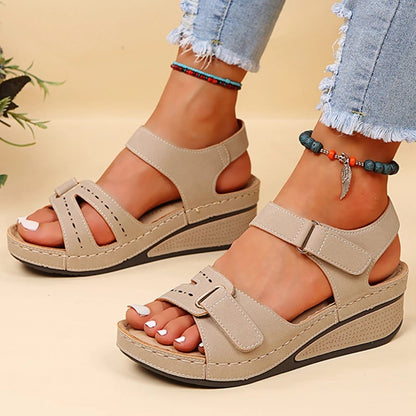 Mid Platform Heel Elegant Buckle Comfortable Outdoor Women's Sandals