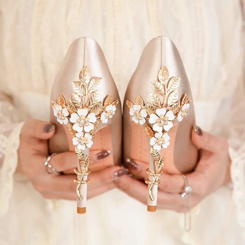 Flower Art Metal Stiletto Luxury Pointed Wedding Shoes