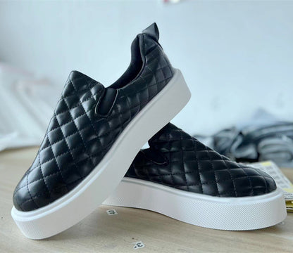 Plaid Platform Flats for Women | Trendy Round-Toe Low-Heel Shoes