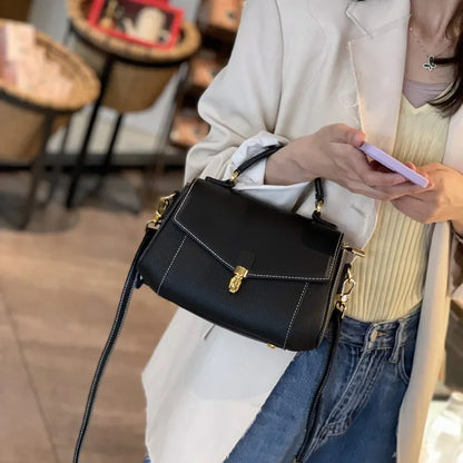 Trendy Genuine Leather Women's Messenger Shoulder Bag – High-Quality First Layer Cowhide All-Match Fashion Handbag