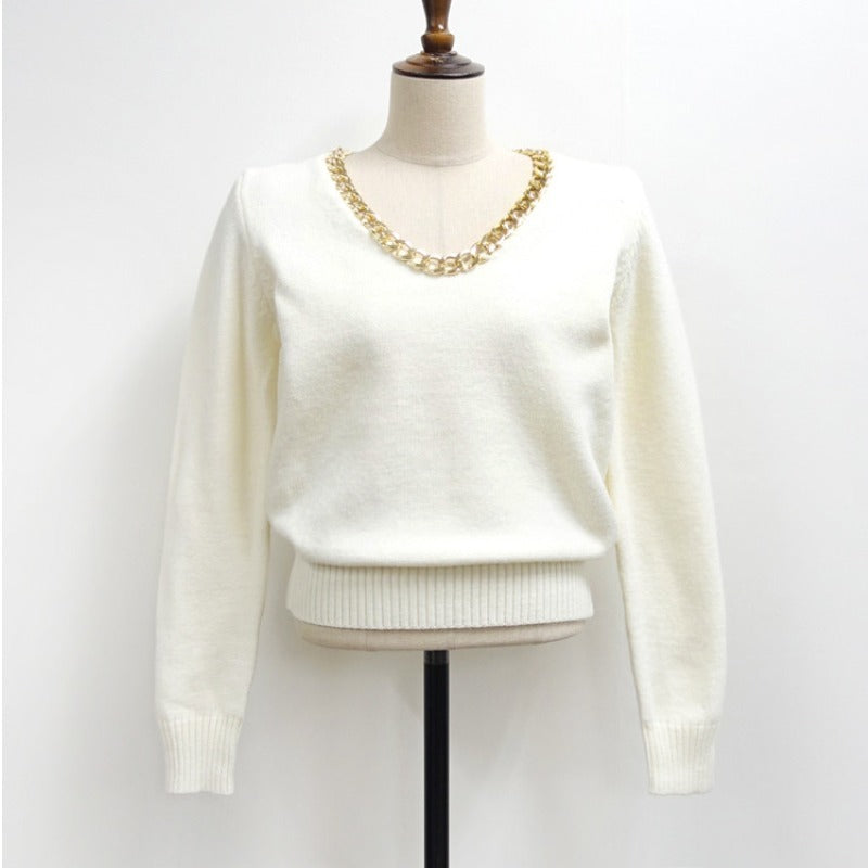 Chic V-Neck Chain Sweater – Elegant Warmth with a Statement Twist