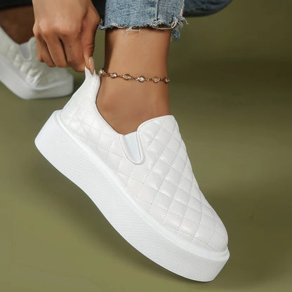 Plaid Platform Flats for Women | Trendy Round-Toe Low-Heel Shoes