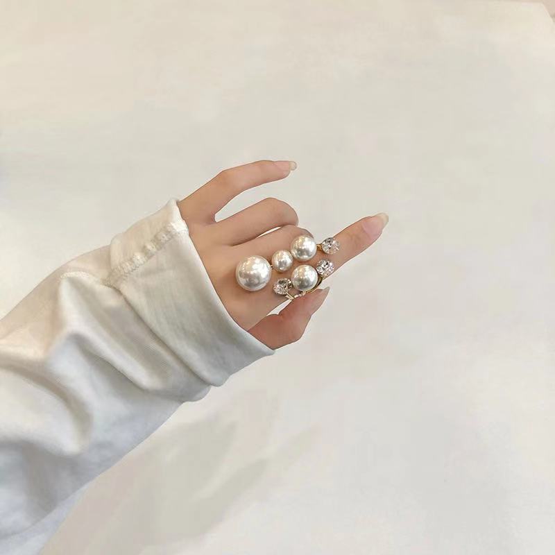 Multi Pearl Ring – Clustered Faux Pearls & Rhinestones, Elegant Statement Jewelry
