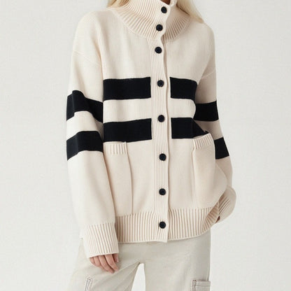 Cozy Chic: Loose Knitted Cardigan for Effortless Everyday Style