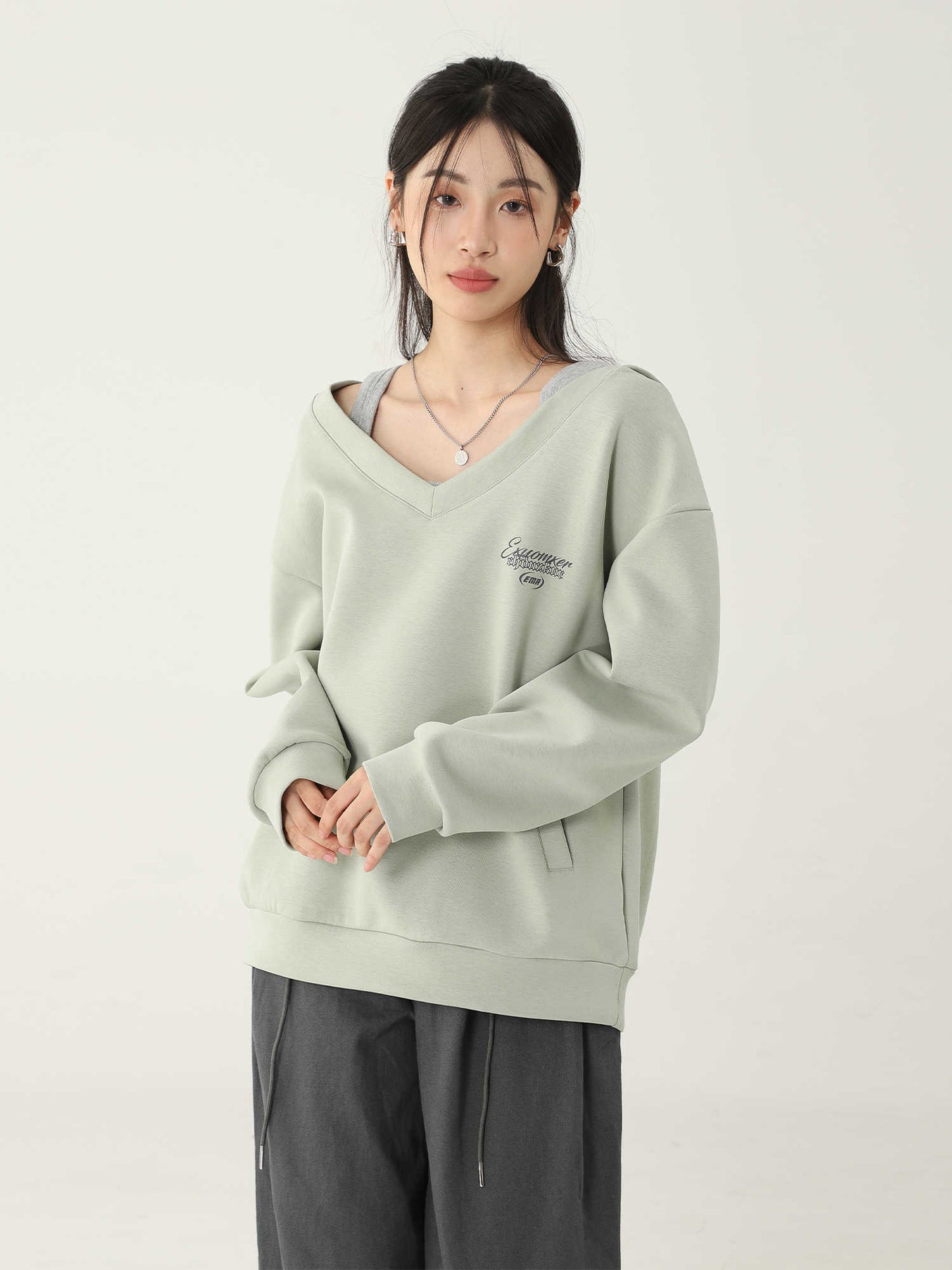 Fashionable V Neck Long Sleeved Sweatshirt Women S Solid Color Hoodie For Autumn Winter Streetwear