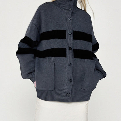 Cozy Chic: Loose Knitted Cardigan for Effortless Everyday Style