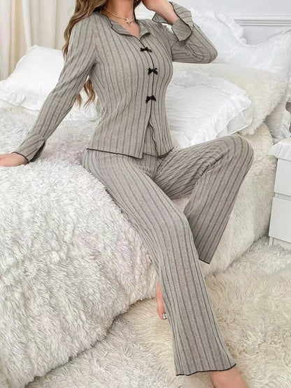 Women's 2-Piece Sleepwear Set – Cozy Autumn & Winter Homewear, Casual Fashion & Outerwear