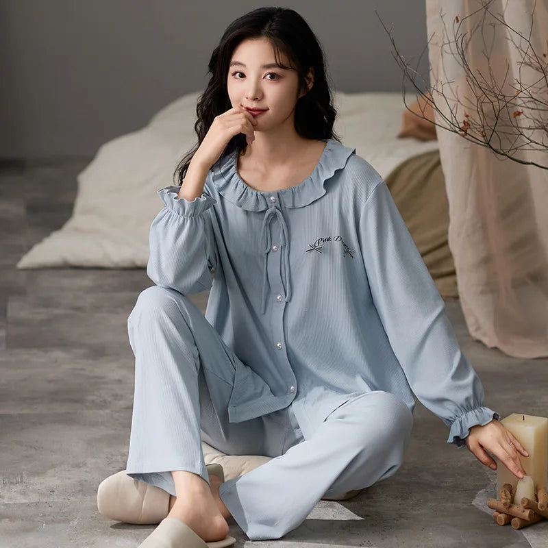 Women's Satin Pajama Set – Long Sleeve Silky Sleepwear for Autumn & Cozy Nightwear