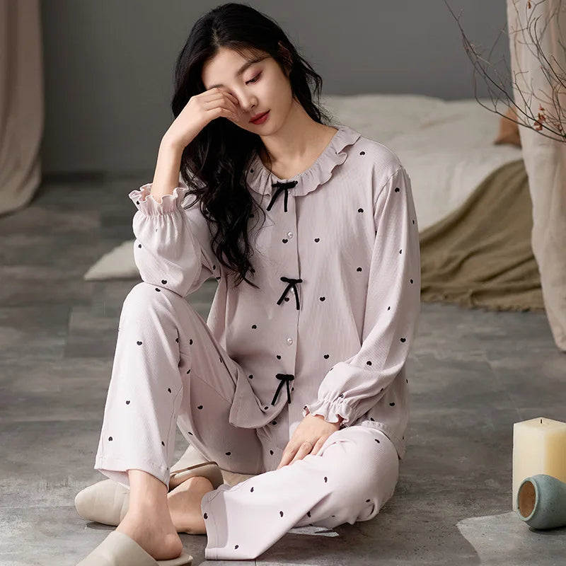 Women's Satin Pajama Set – Long Sleeve Silky Sleepwear for Autumn & Cozy Nightwear