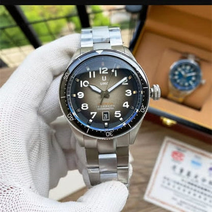 Mens 50 Meter Water Resistant Bidirectional Bezel Luxury Watches