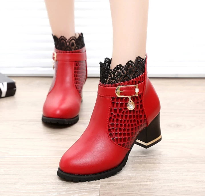 Lace Decoration Leather Winter Ankle Boots