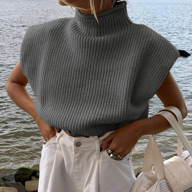 Women’s Sleeveless Knit Vest Sweater – Turtleneck Pullover with Shoulder Pads, Loose Fit Warm Lady Sweater for Fall/Winter