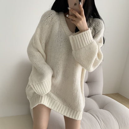 Simple Loose Oversized V-Neck Sweater for Women – Autumn Knitted Korean Stylish Pullover, White/Gray Fashion Long Sleeve Top