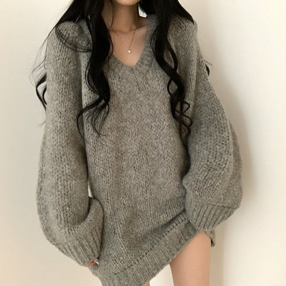 Simple Loose Oversized V-Neck Sweater for Women – Autumn Knitted Korean Stylish Pullover, White/Gray Fashion Long Sleeve Top